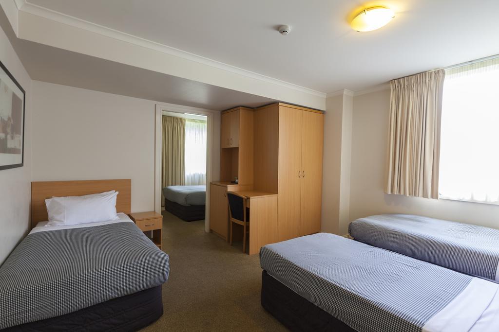 The Denman Hotel In Thredbo Room photo