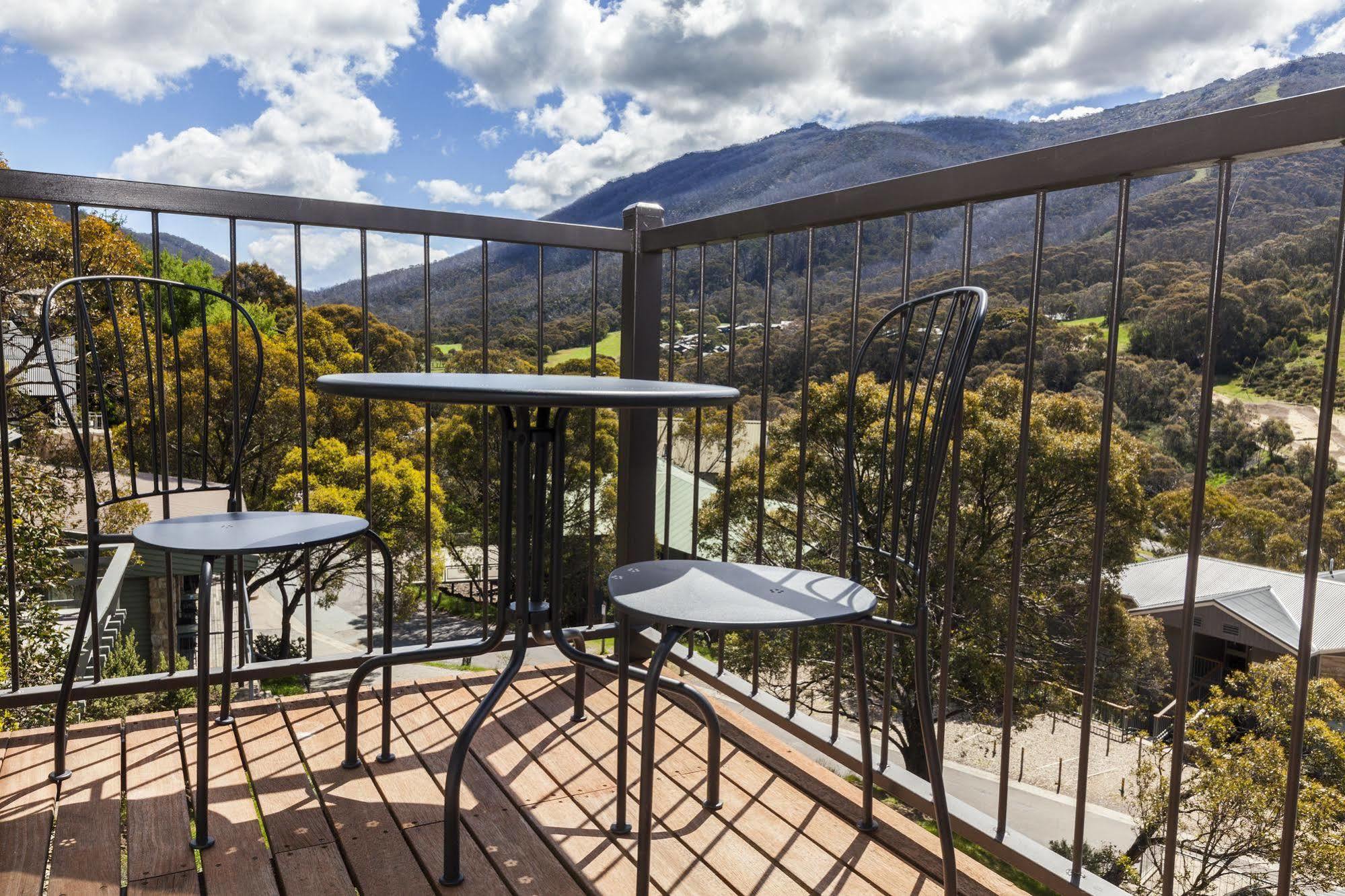 The Denman Hotel In Thredbo Exterior photo